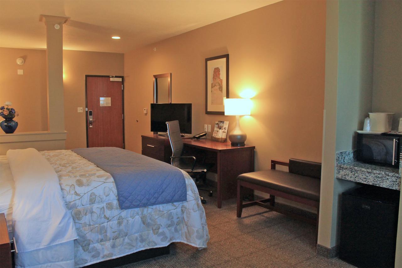 Heartland Inn And Suites Wheatland 外观 照片