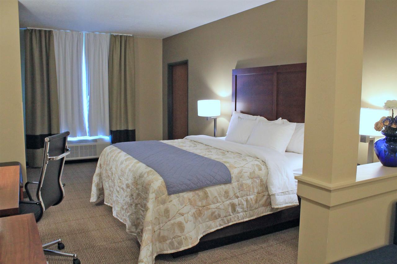 Heartland Inn And Suites Wheatland 外观 照片