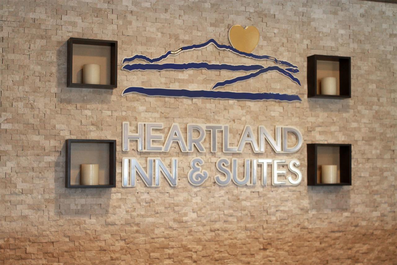 Heartland Inn And Suites Wheatland 外观 照片
