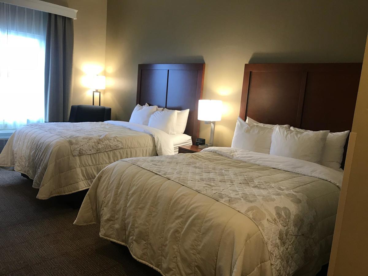 Heartland Inn And Suites Wheatland 外观 照片