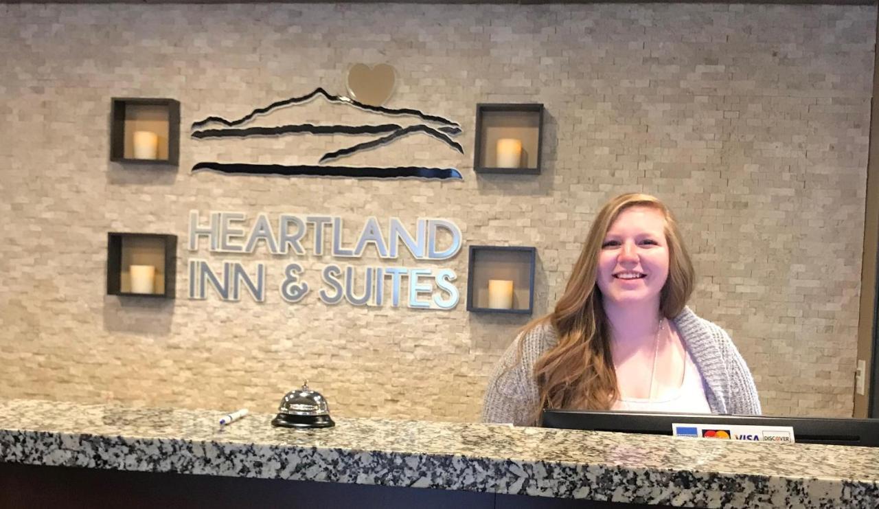Heartland Inn And Suites Wheatland 外观 照片