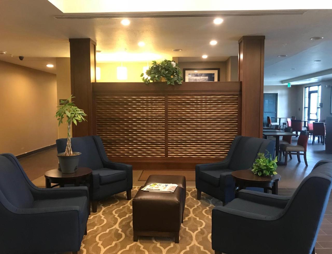 Heartland Inn And Suites Wheatland 外观 照片